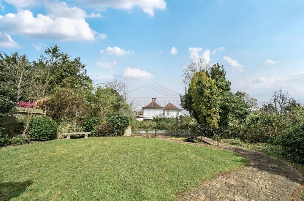 Property photo 1 of 6 4F226436-90B5-4Da9-Aa51-d8619Eed1c30.Jpg
