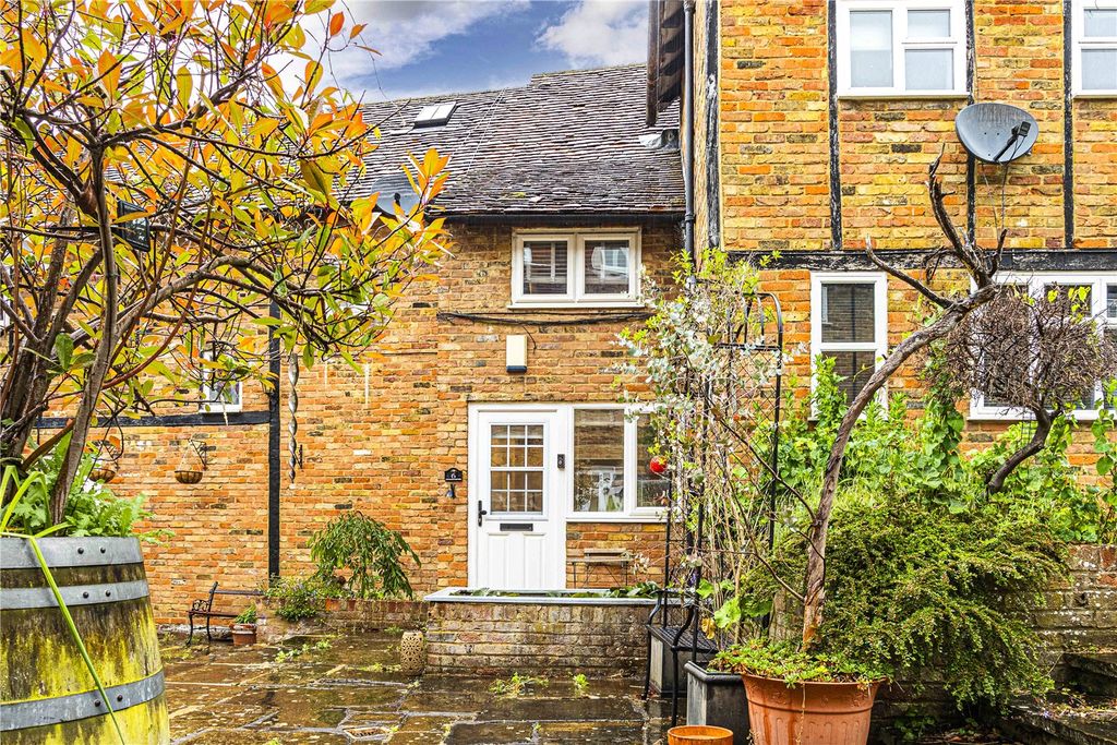 Property photo 2 of 15 Picture No. 05
