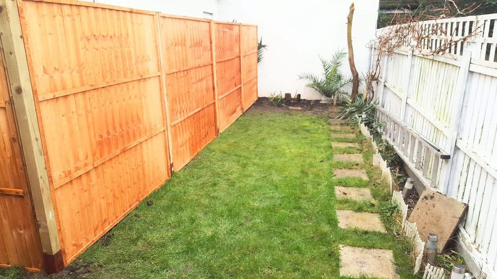 Additional image 31 of 5 bed semi-detached bungalow for salePurland Close, Dagenham RM8