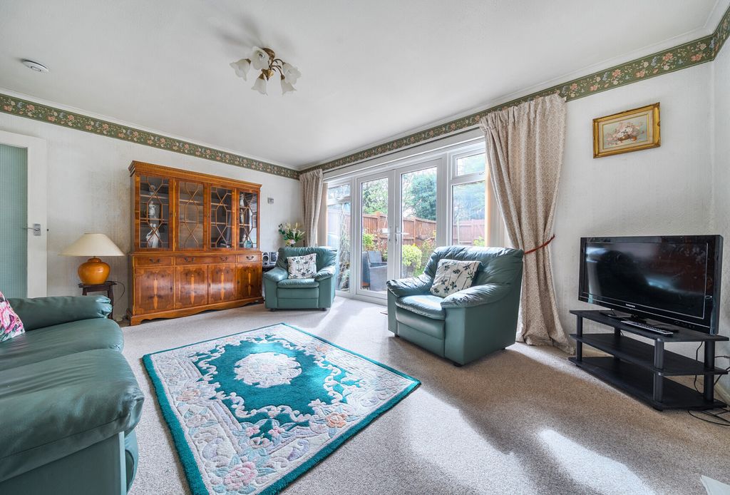 Property photo 2 of 13 1438202-13-69Ca54...