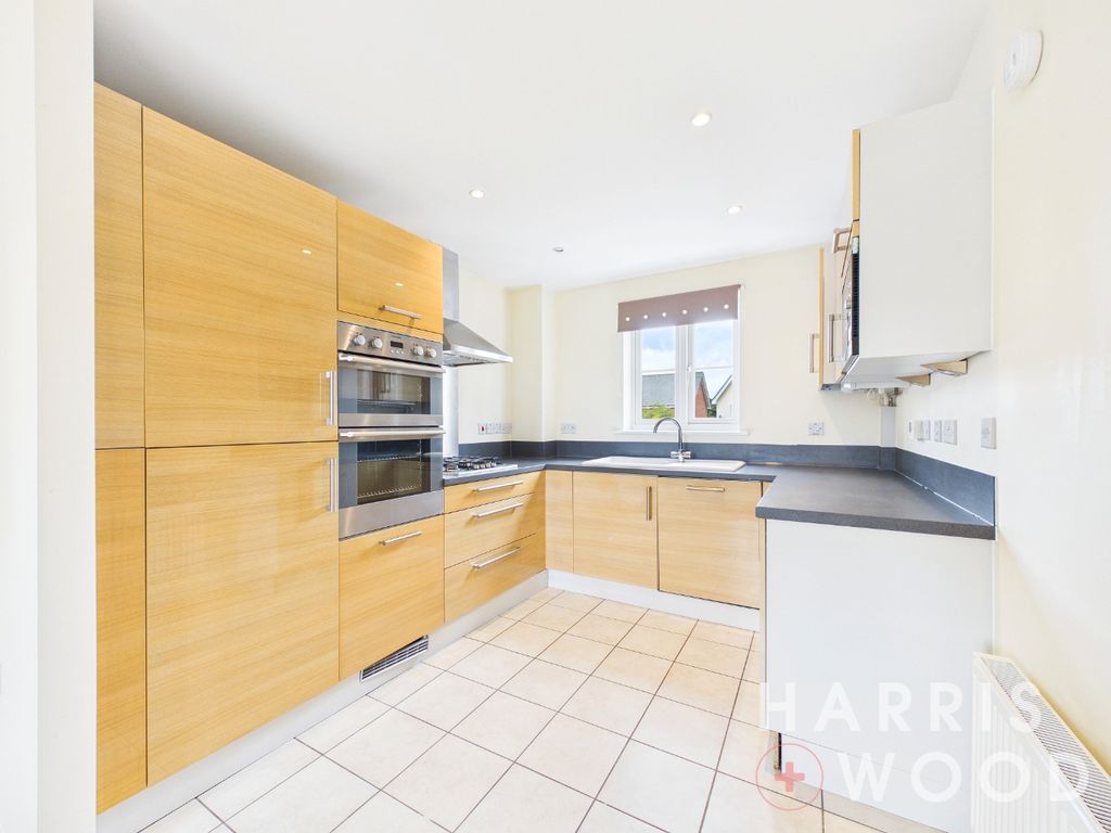 Property photo 2 of 35 5258092