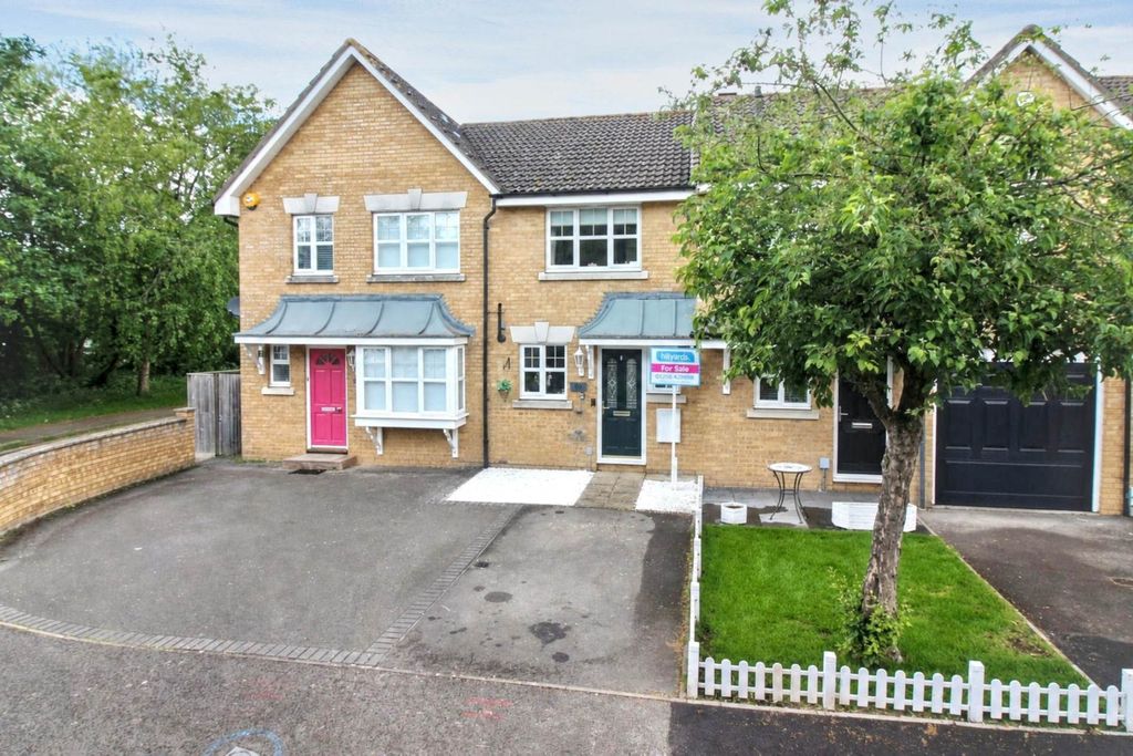Property photo 1 of 11