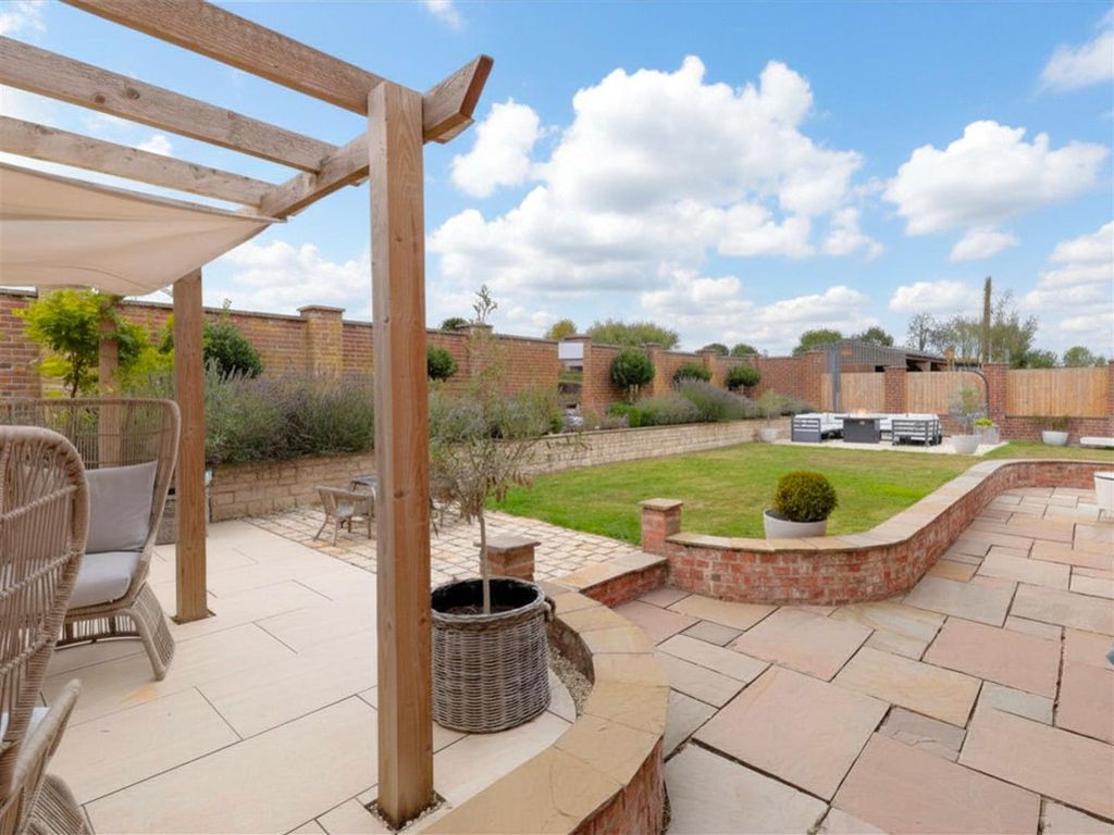 Property photo 2 of 24 Garden 1.Png