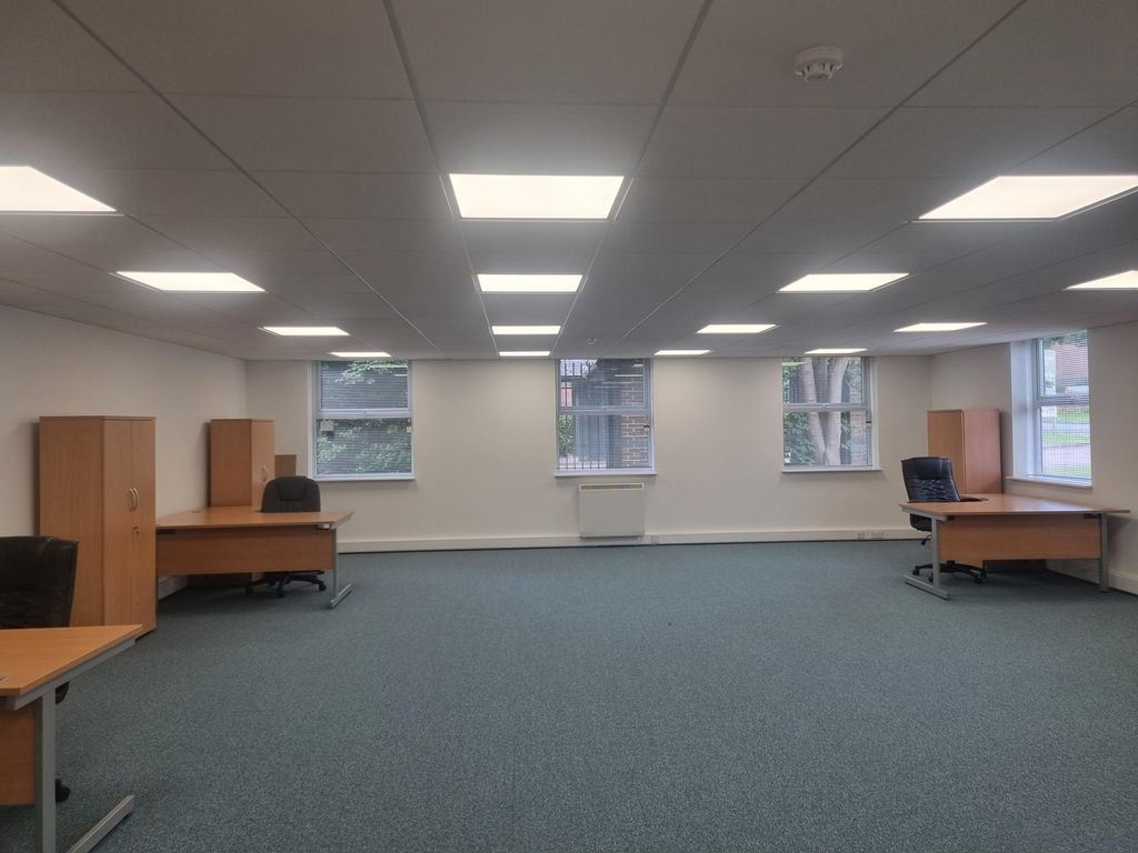 Property photo 2 of 4 Ground Floor Office 