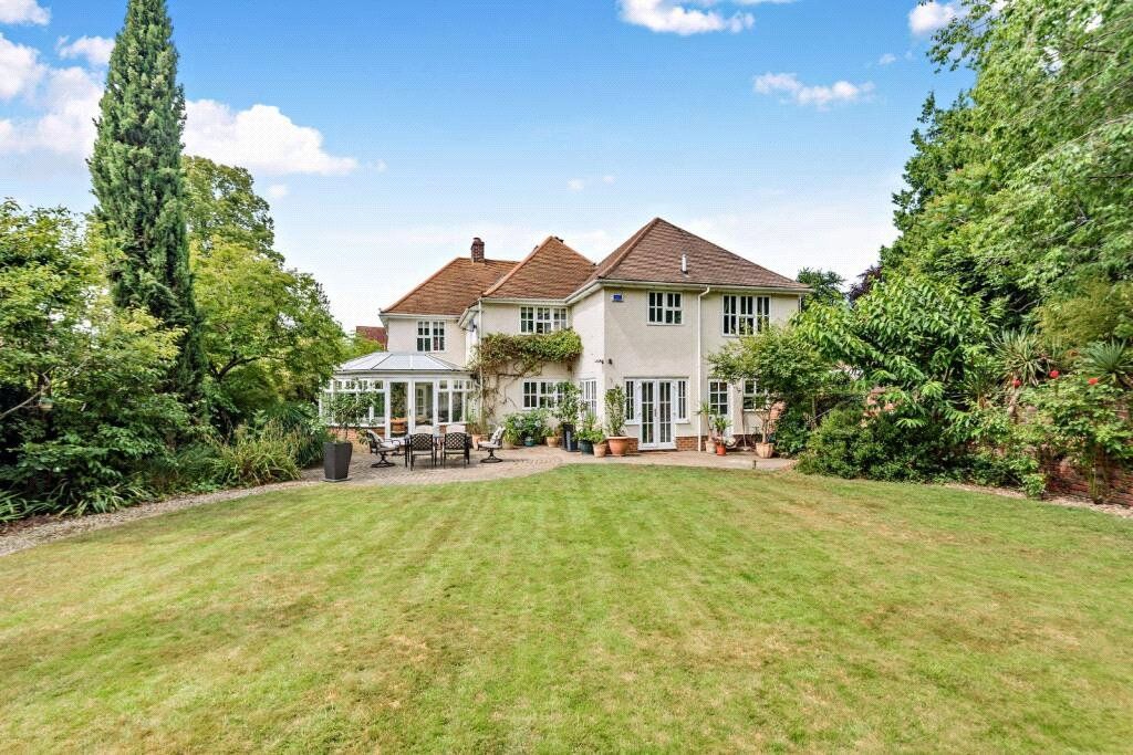 Property photo 2 of 24 Rear