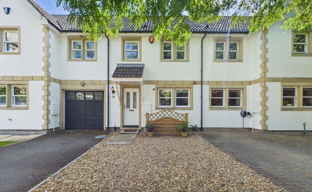 Property photo 1 of 31