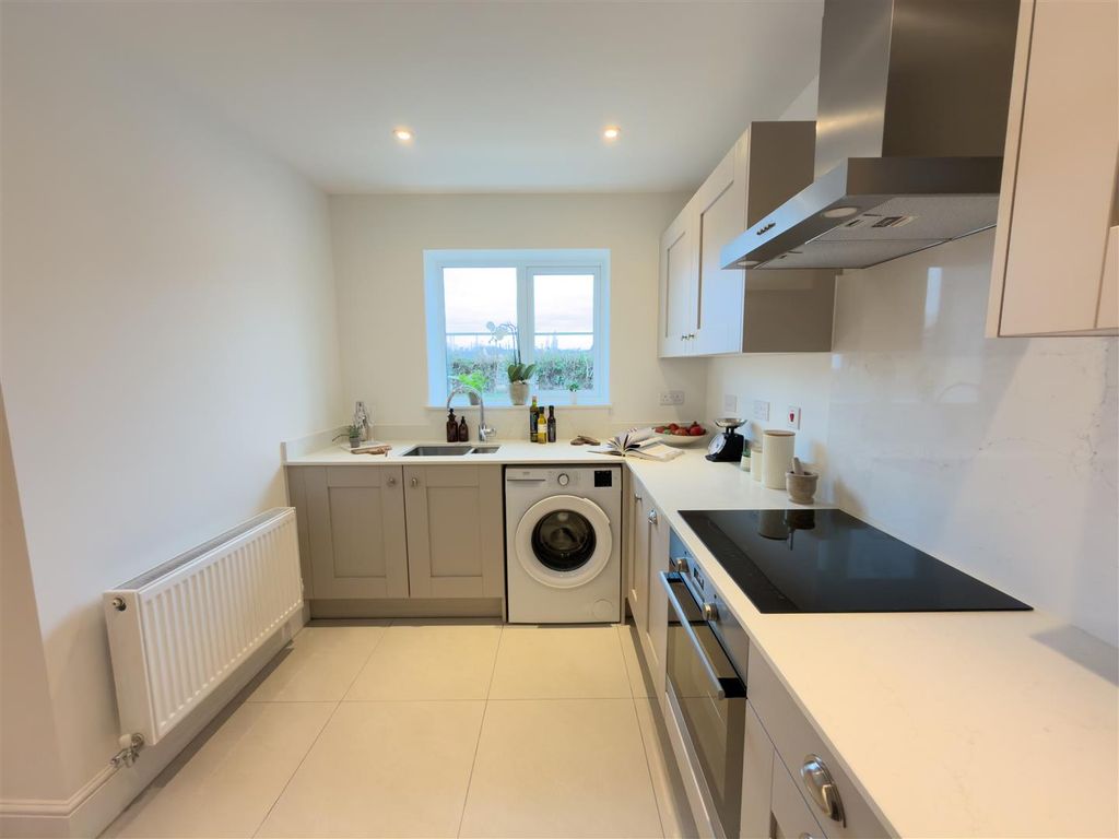 Property photo 3 of 5 Img_2458.Jpg