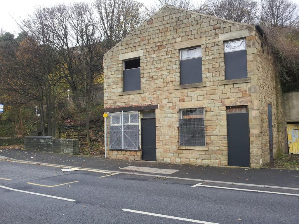 Property photo 2 of 13
