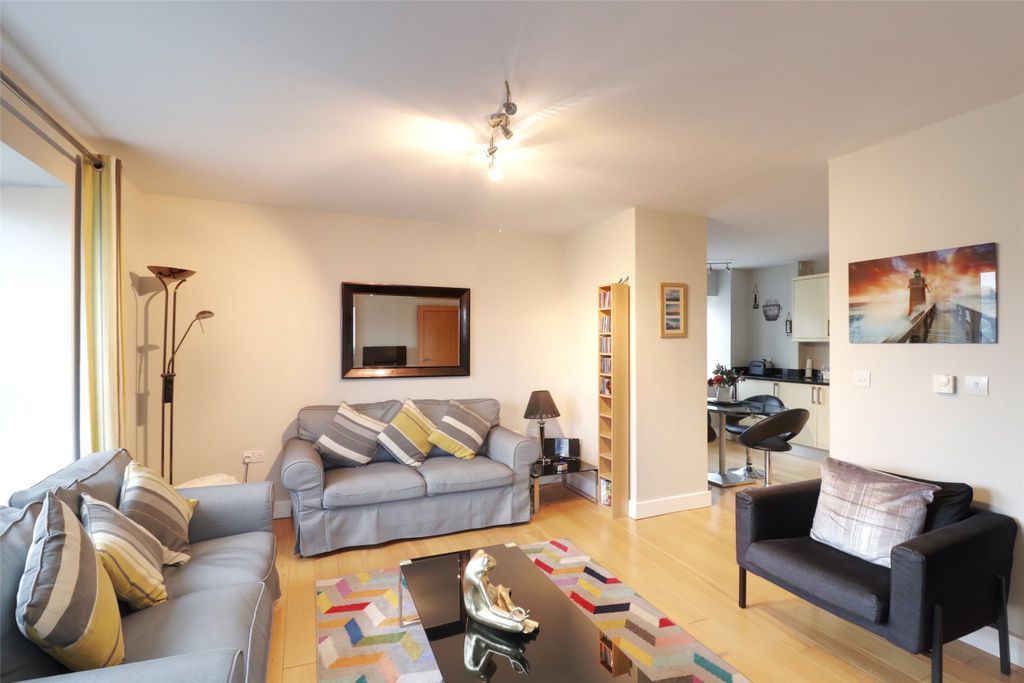 Property photo 3 of 14 Picture No. 08