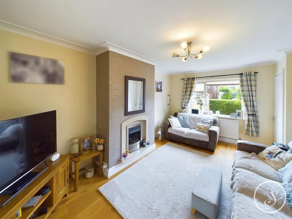 Property photo 2 of 16 Cam02071G0-Pr0289-Still011.Jpg