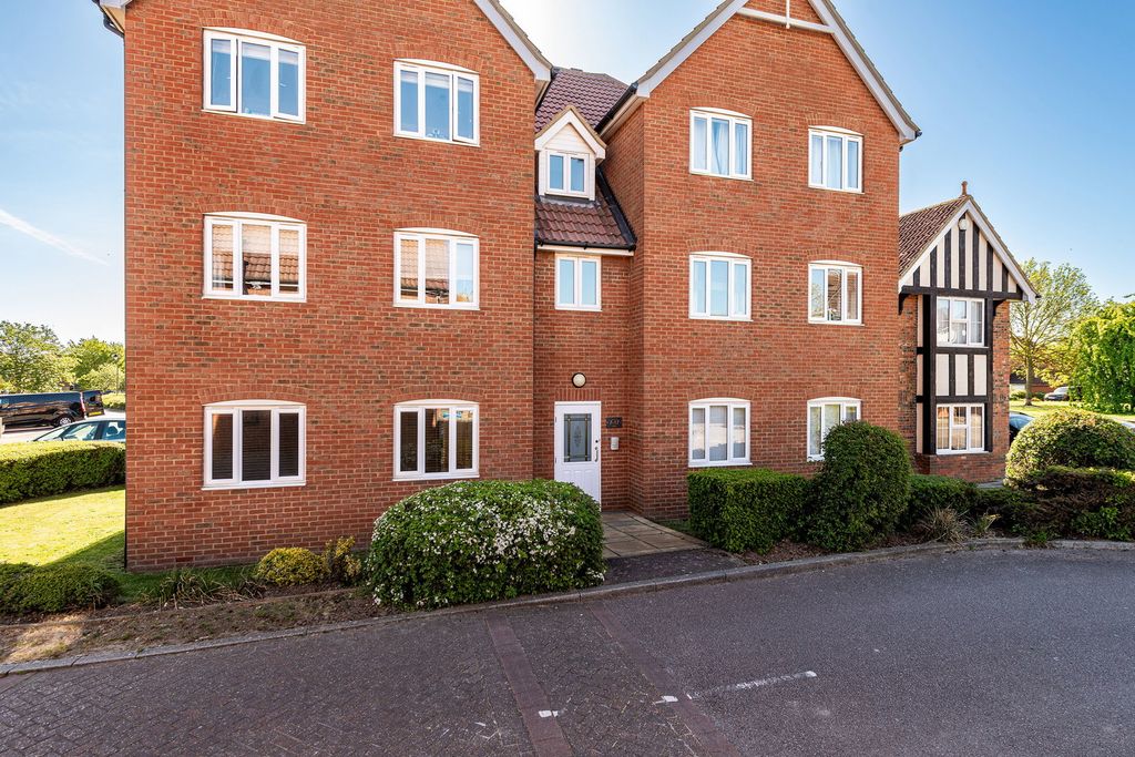Property photo 2 of 16