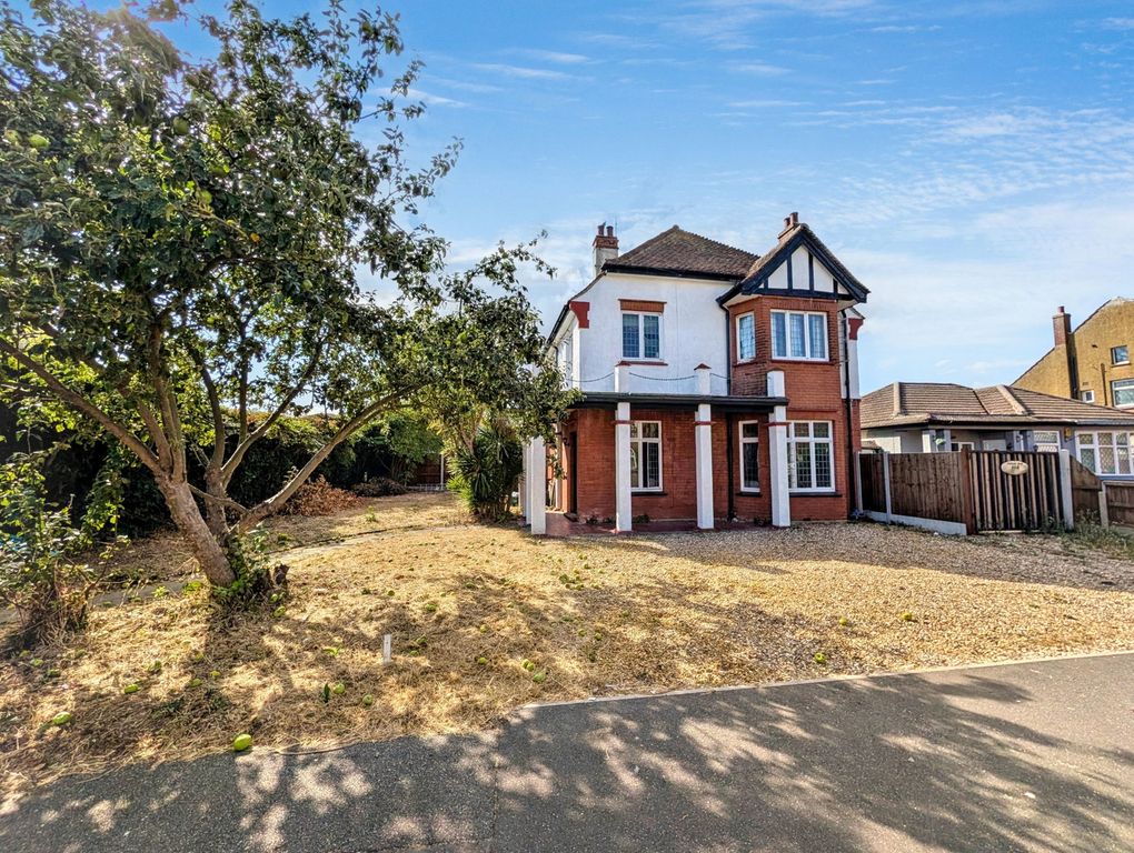 Property photo 1 of 19