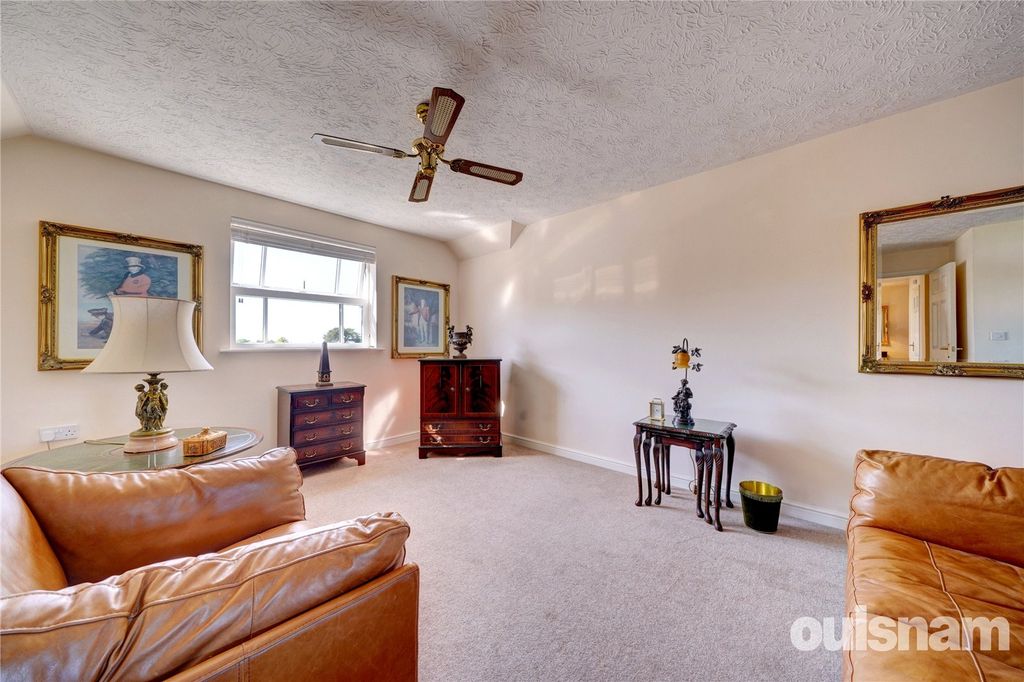 Property photo 2 of 17 Picture No. 58