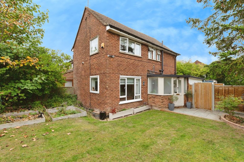 Property photo 3 of 17 Front