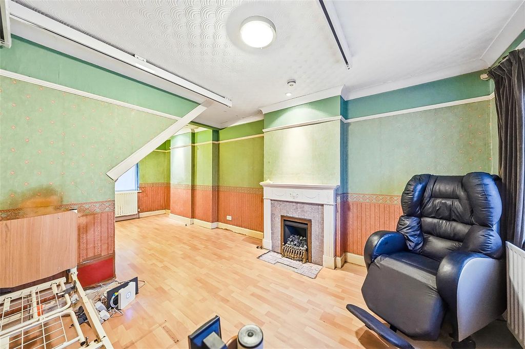 Property photo 2 of 20 Photosinternal--7.Jpg