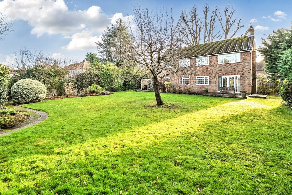 Property photo 3 of 14 Rear