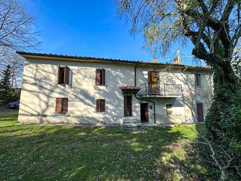 Property photo 3 of 44