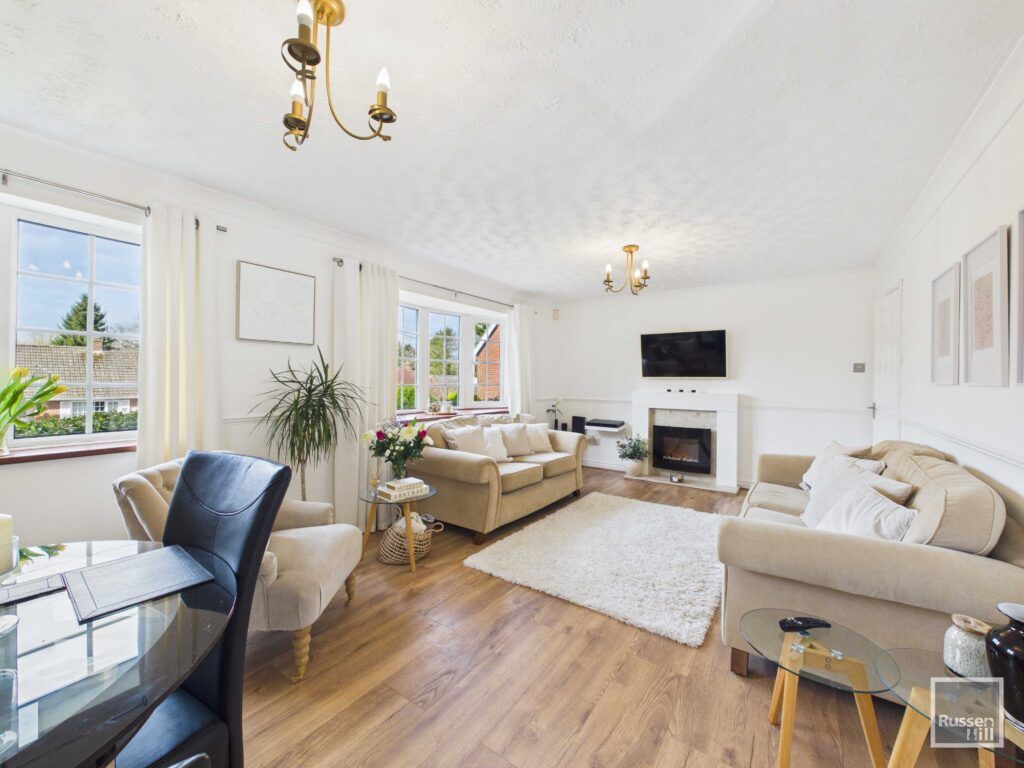 Property photo 3 of 25