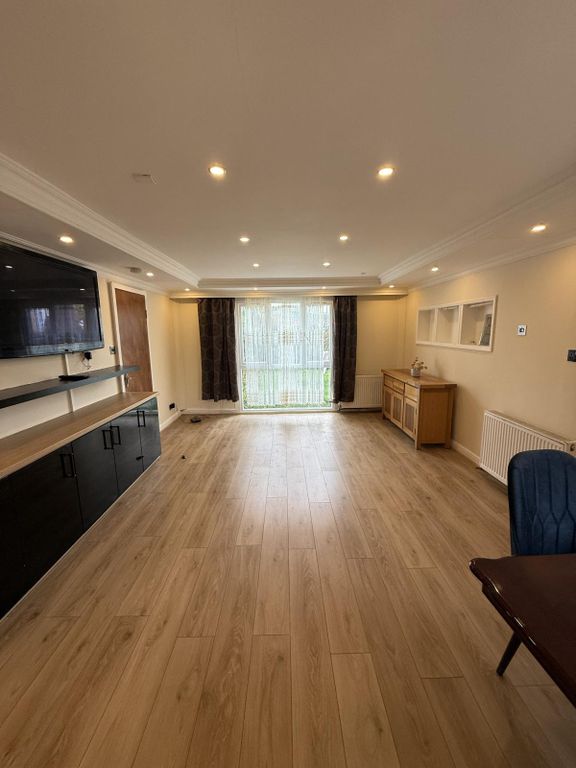 Property photo 3 of 15 Gallery