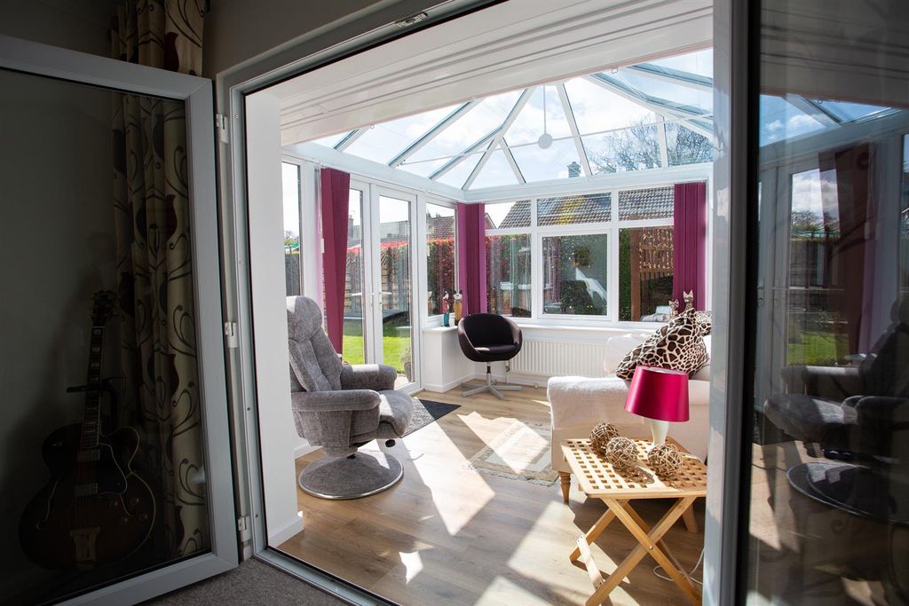 Property photo 3 of 24 Derb8300.Jpg