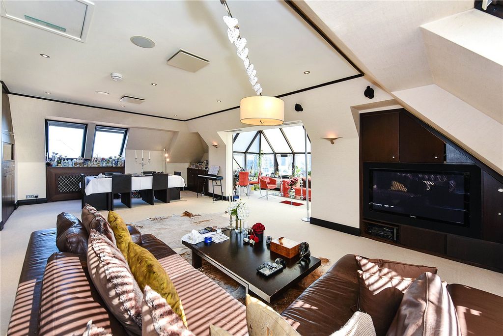 Property photo 1 of 23 Picture No. 16