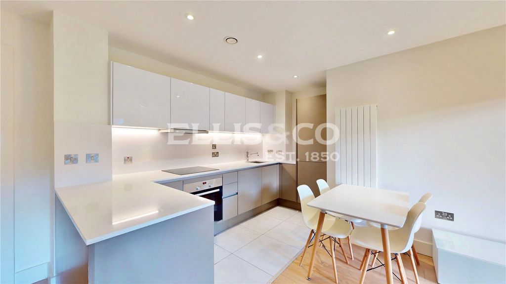 Property photo 3 of 17 Picture No. 82