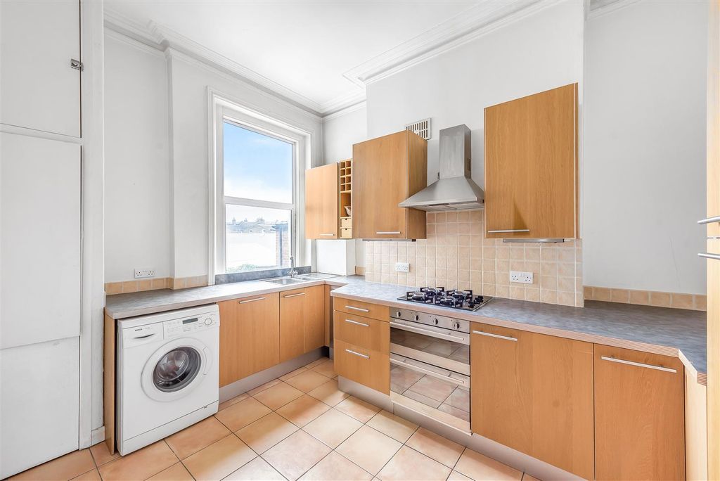 Property photo 2 of 8 725255 (5).Jpg