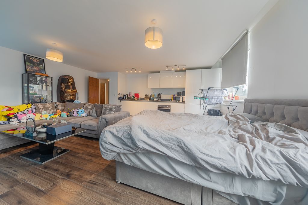 Additional image 4 of 2 bed flat for saleWaterfront West, Brierley Hill DY5