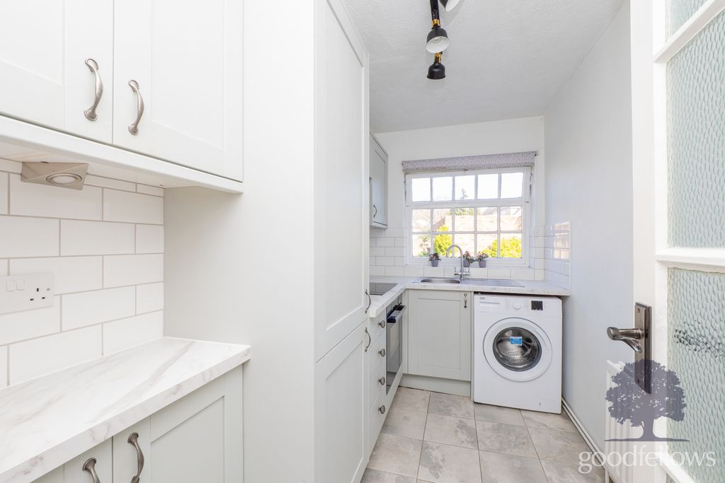 Property photo 3 of 12 Picture No. 02