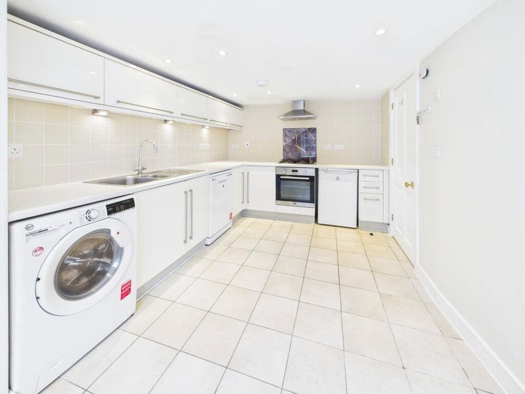 Property photo 2 of 15 Picture No. 02