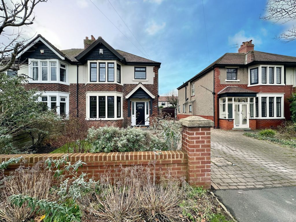 Property photo 1 of 27