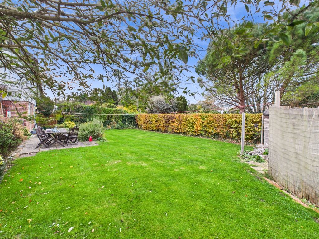 Property photo 3 of 16 Garden