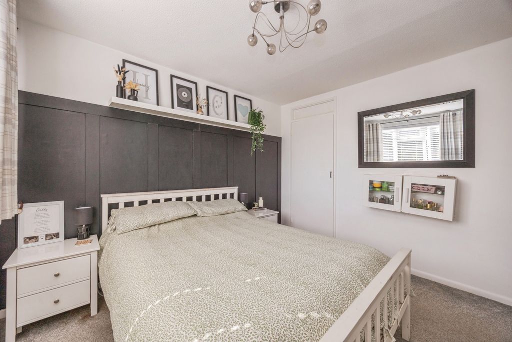 Property photo 3 of 15 Pbox-Img.Jpg