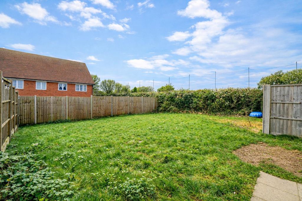 Property photo 2 of 18 81486518-52d8-4Eba-Bc0c-3d9Ea86A9F9E.Png