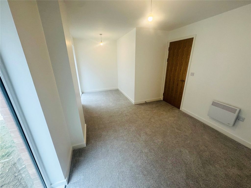 Property photo 2 of 6 Picture No. 01