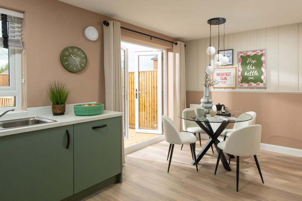 Property photo 3 of 10 Tenby Kitchen