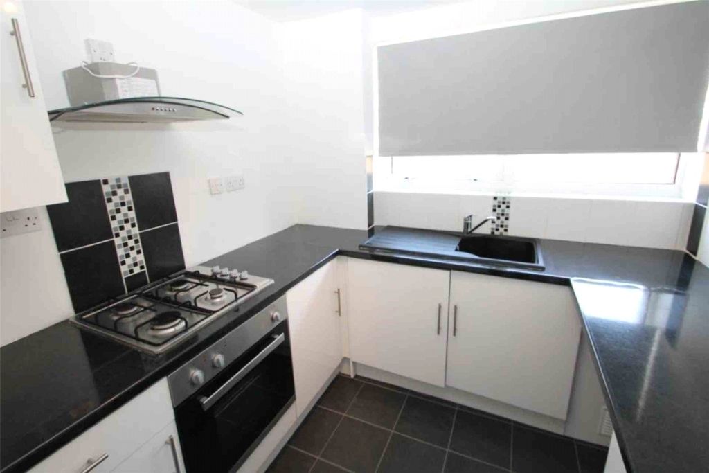 Property photo 2 of 7 Photo