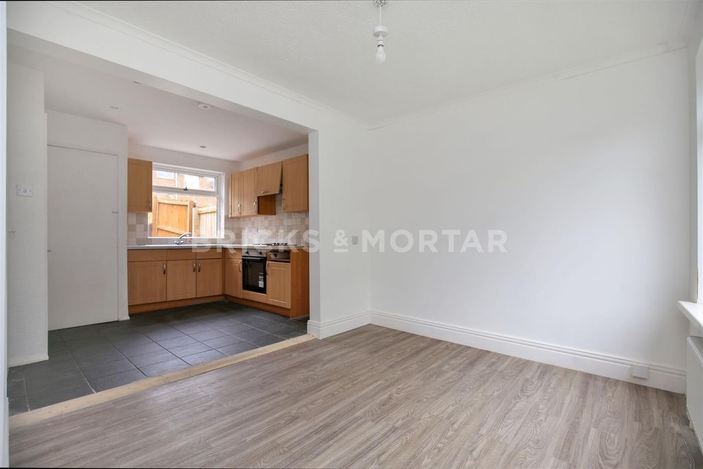 Property photo 2 of 13 Jda8Uwtic02-Mcvhxuffkw.Jpg