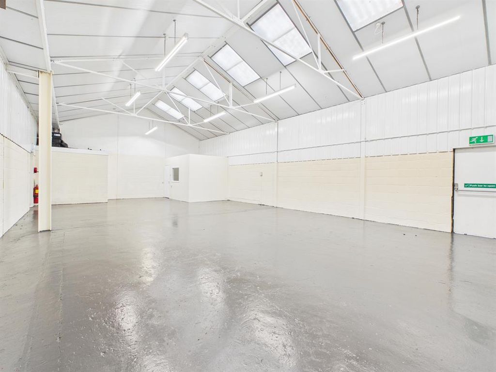 Property photo 2 of 4 Photo