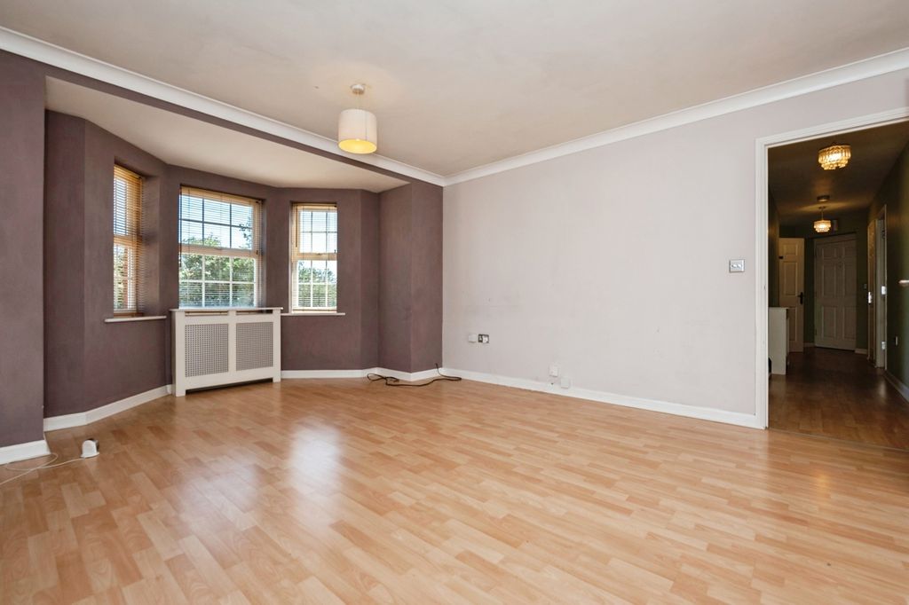 Property photo 2 of 13 Pbox-Img.Jpg