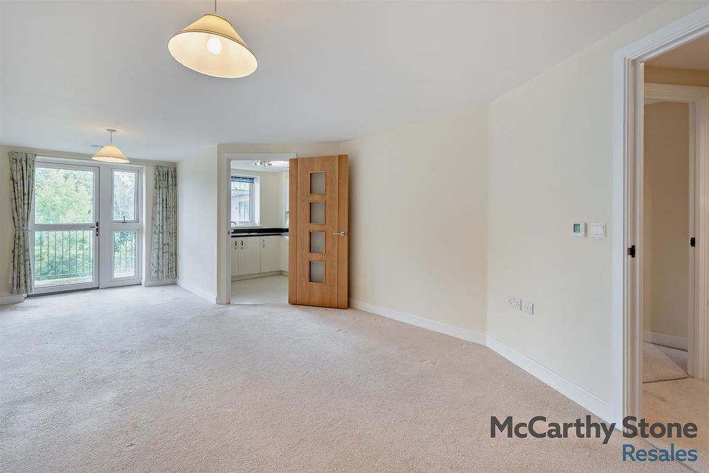 Property photo 3 of 14 Living Room: