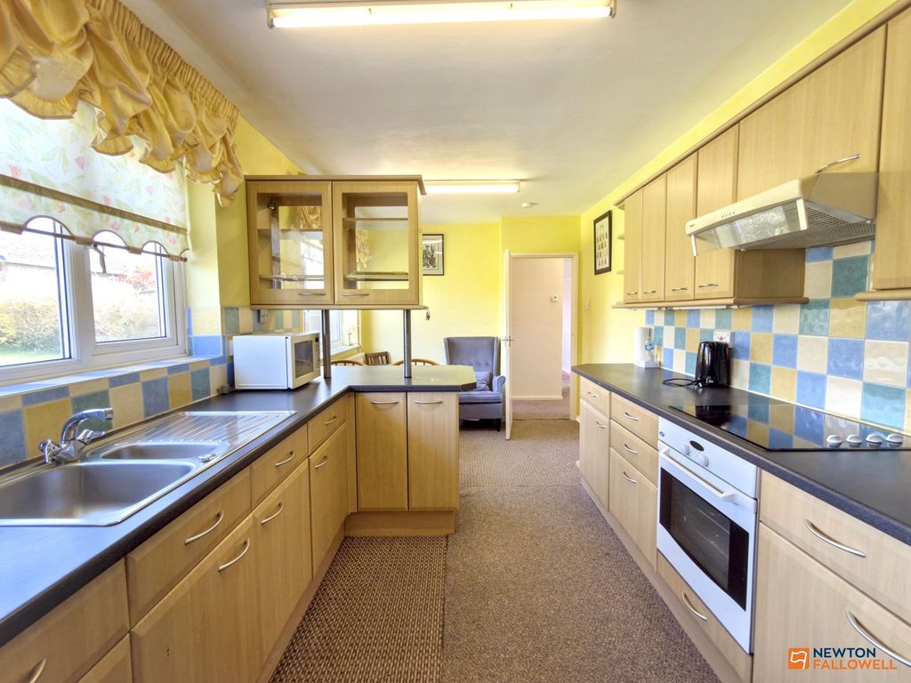 Property photo 2 of 24