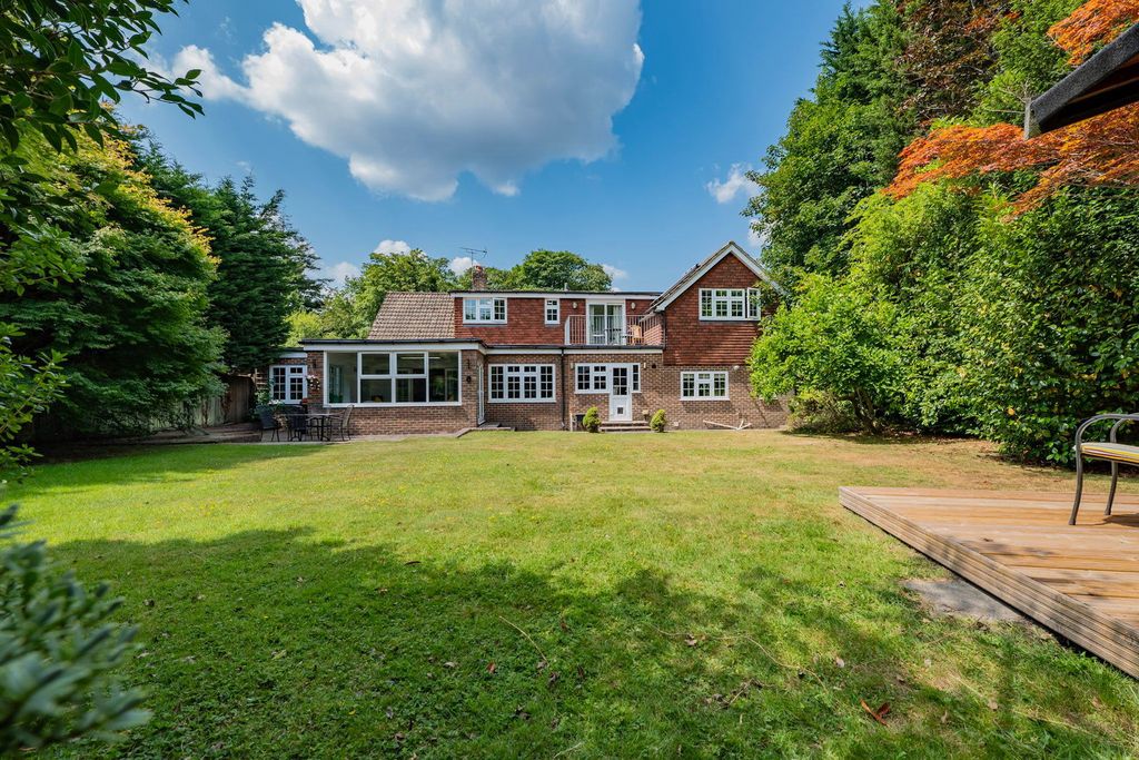 Property photo 1 of 21