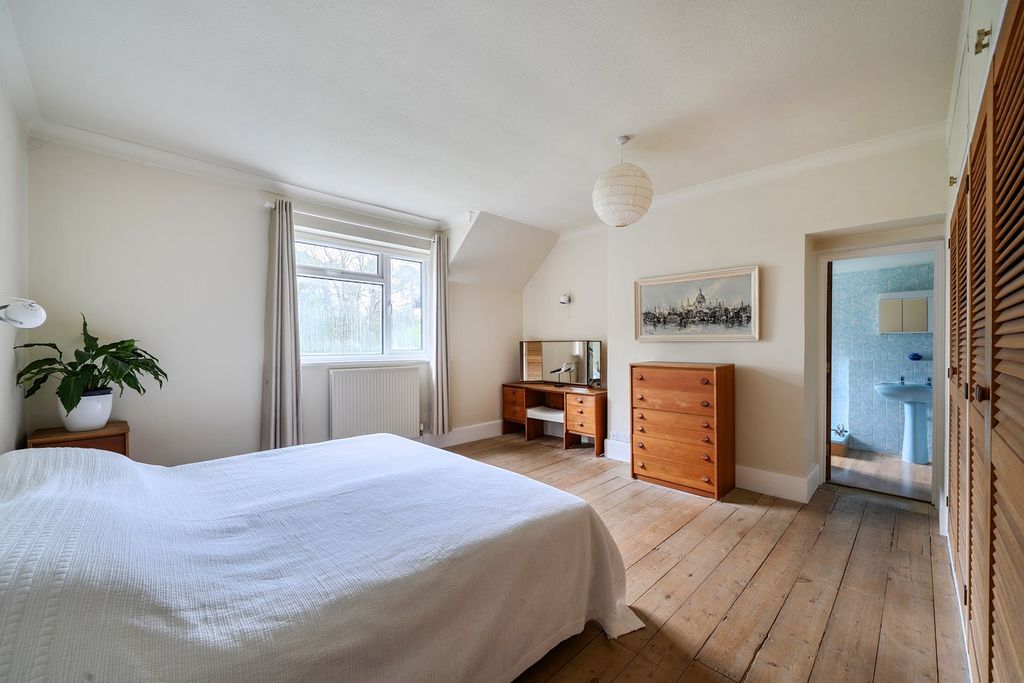 Additional image 14 of 6 bed detached house for saleLeven Avenue, Talbot Woods, Bournemouth BH4