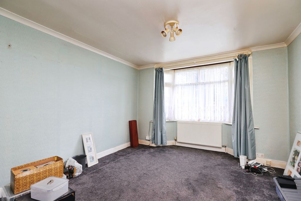 Property photo 2 of 18 Reception Room