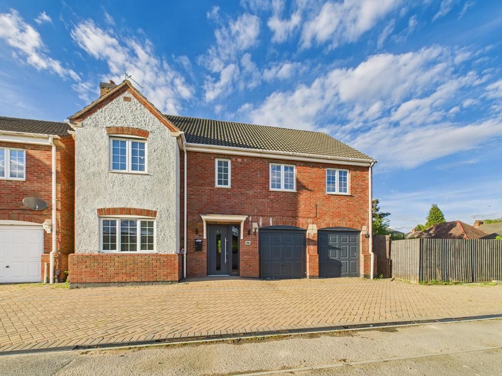 Property photo 1 of 42