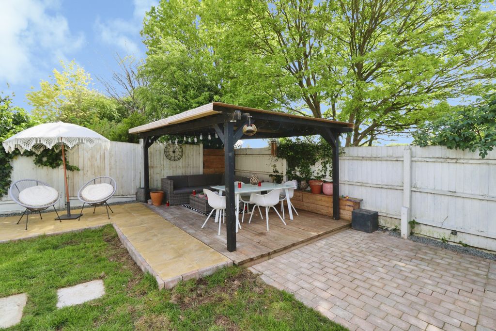 Property photo 3 of 18 Photo #3