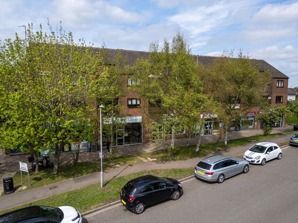 Property photo 1 of 12