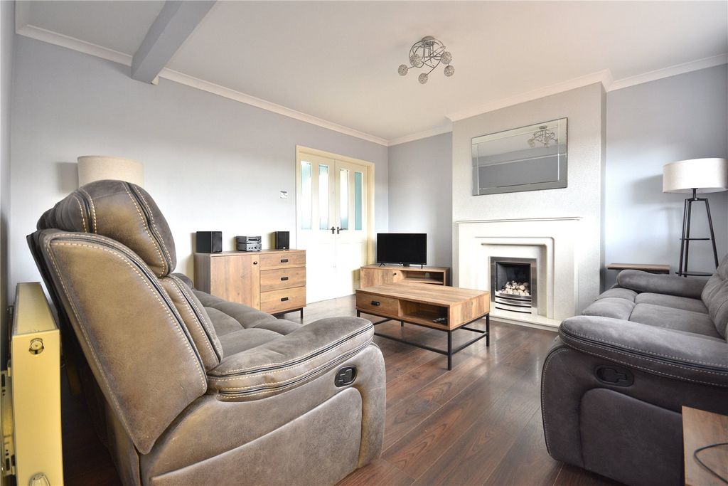 Property photo 2 of 15 Picture No. 03