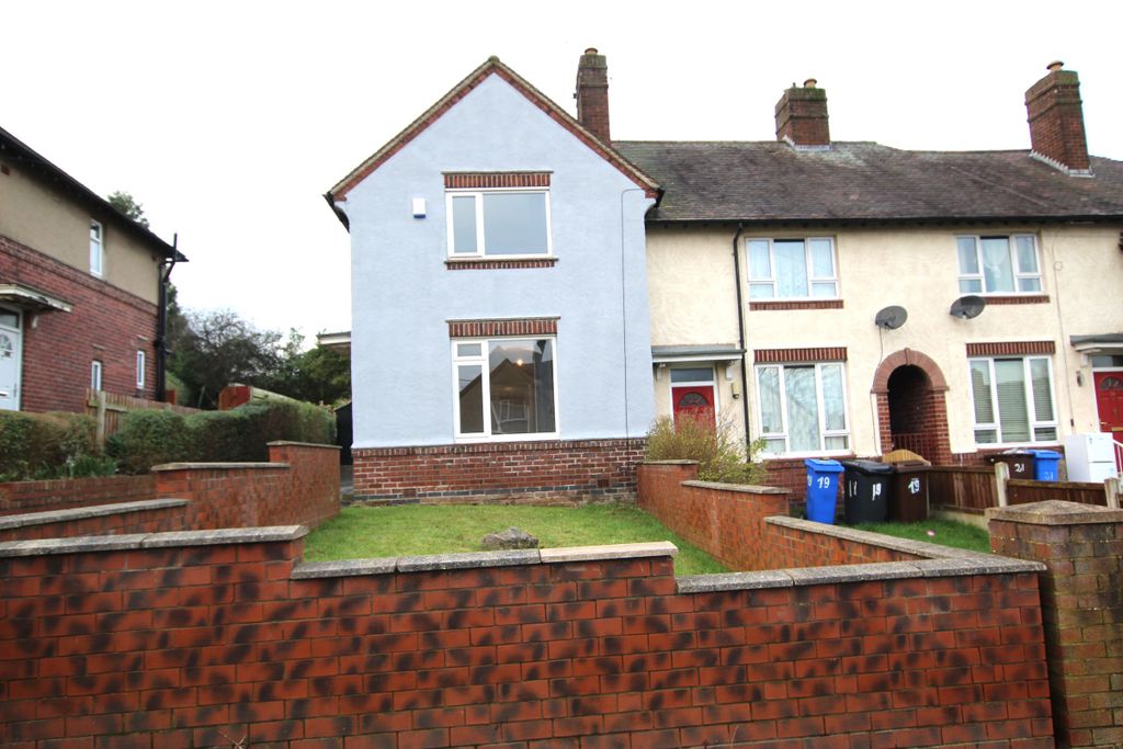 Property photo 1 of 25